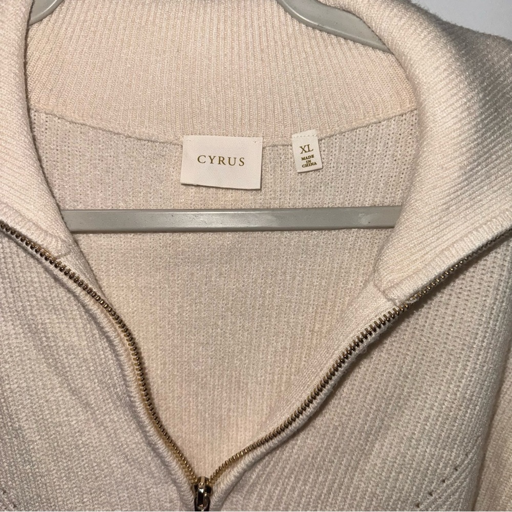 Cyrus women's long-sleeved ribbed zip-neck sweater, cream color, size XL - Picture 2 of 8